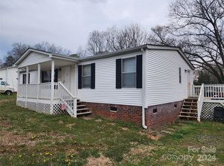 305 Adrian St, Mount Holly, NC