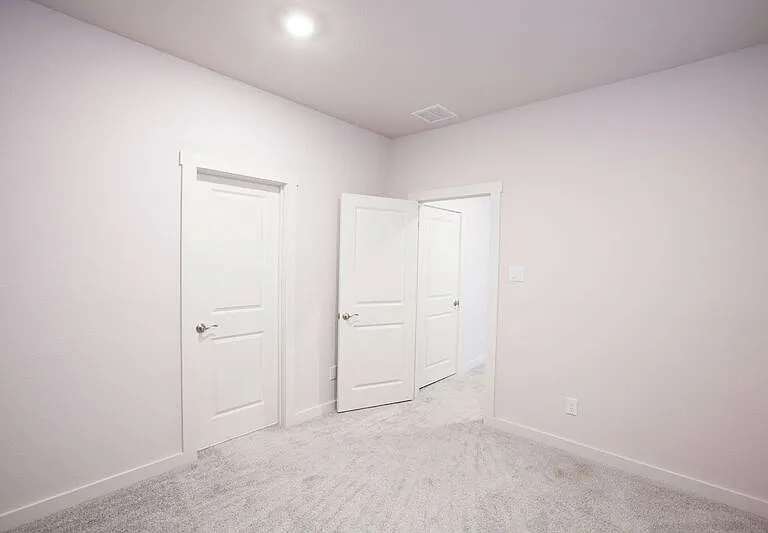 616 Laurel Ln — Photo 22