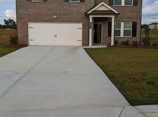 620 Friesland Dr, Hampton, GA 30228