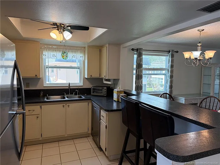 2950 SE Ocean Blvd #4 — Photo 7
