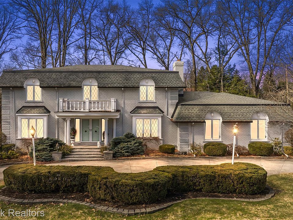 1st image of 1319 Charrington Rd