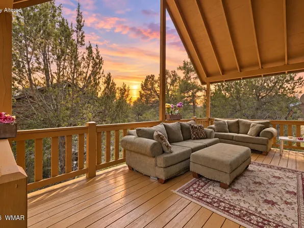 2803 Dogleg Way, Overgaard, AZ 85933