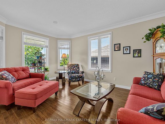 4th image of 2552 Denure Dr