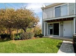 321 Meadow Green Ln, Round Lake Beach, IL 60073