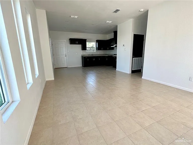209 Rafael Dr #2 — Photo 5