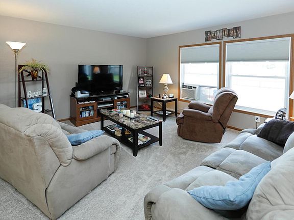 1075 Sir Knight Rd-104