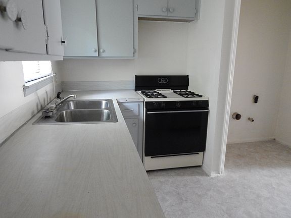 4th image of 5641 E Shades Valley Dr