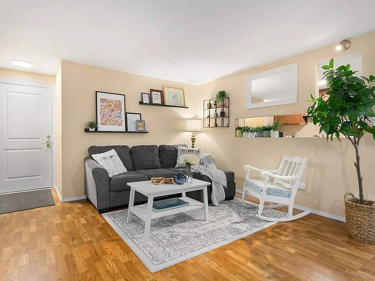 226 Broadway #22 — Photo 4