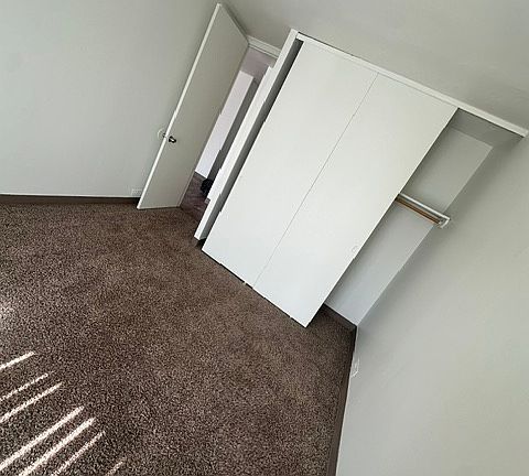 4th image of 111 Sycamore Dr APT 102