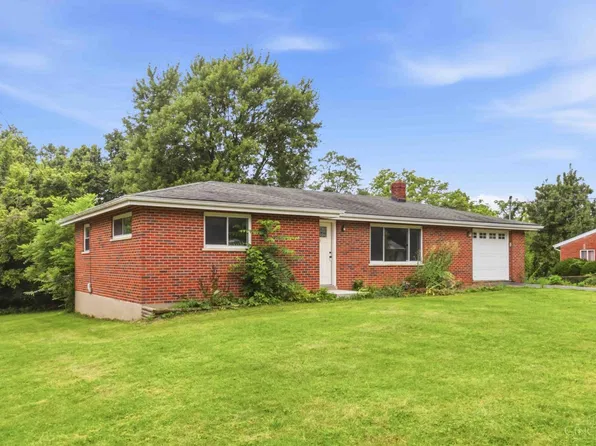 439 Hilltop Dr, Cincinnati, OH 45244