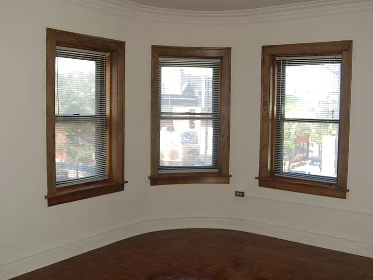 553 West Oakdale Avenue — Photo 19