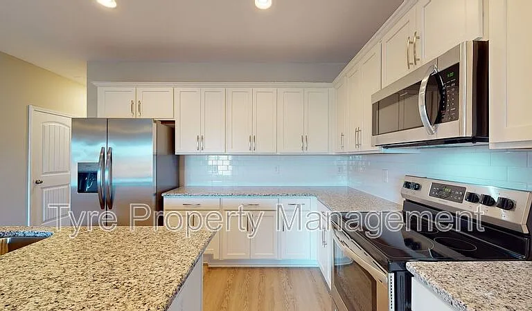 2632 Sailor Rose Ln #B — Photo 35