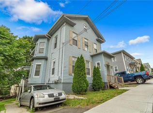 28 Maple St, Meriden, CT 06451