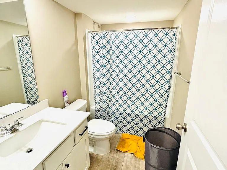 18031 Headwaters Dr — Photo 18