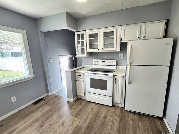 4th image of 405 Tower Grove Pl