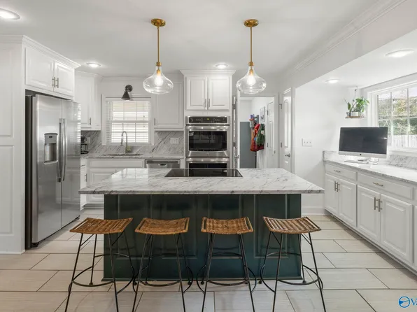 1808 Ballard Dr SE, Huntsville, AL 35801