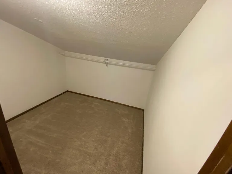 1059 NW Greenwood St — Photo 11