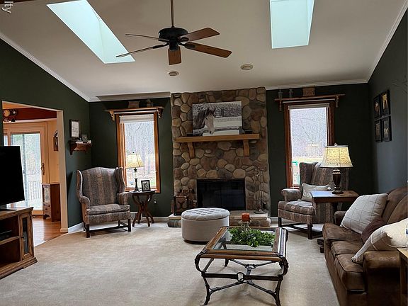 4th image of 660 E Allen Rd