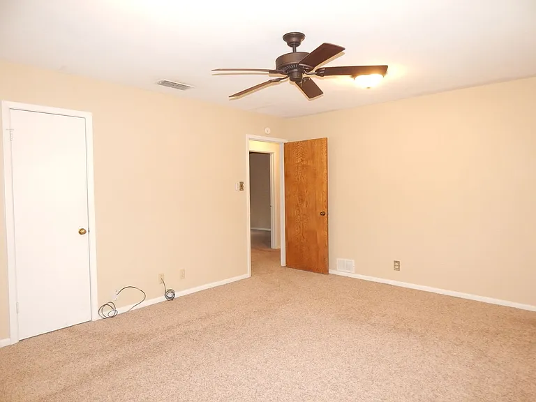 11927 State Highway 64 E — Photo 19