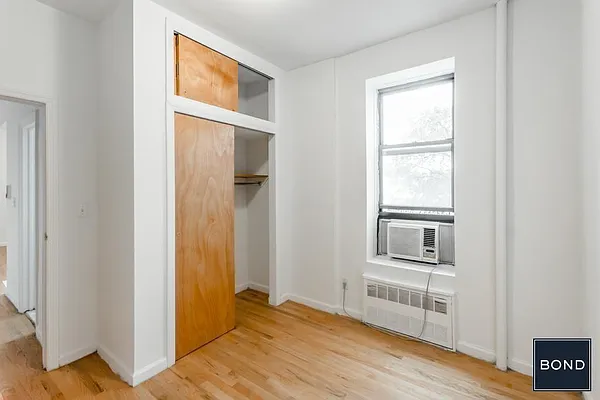 Rented by Bond New York | media 4