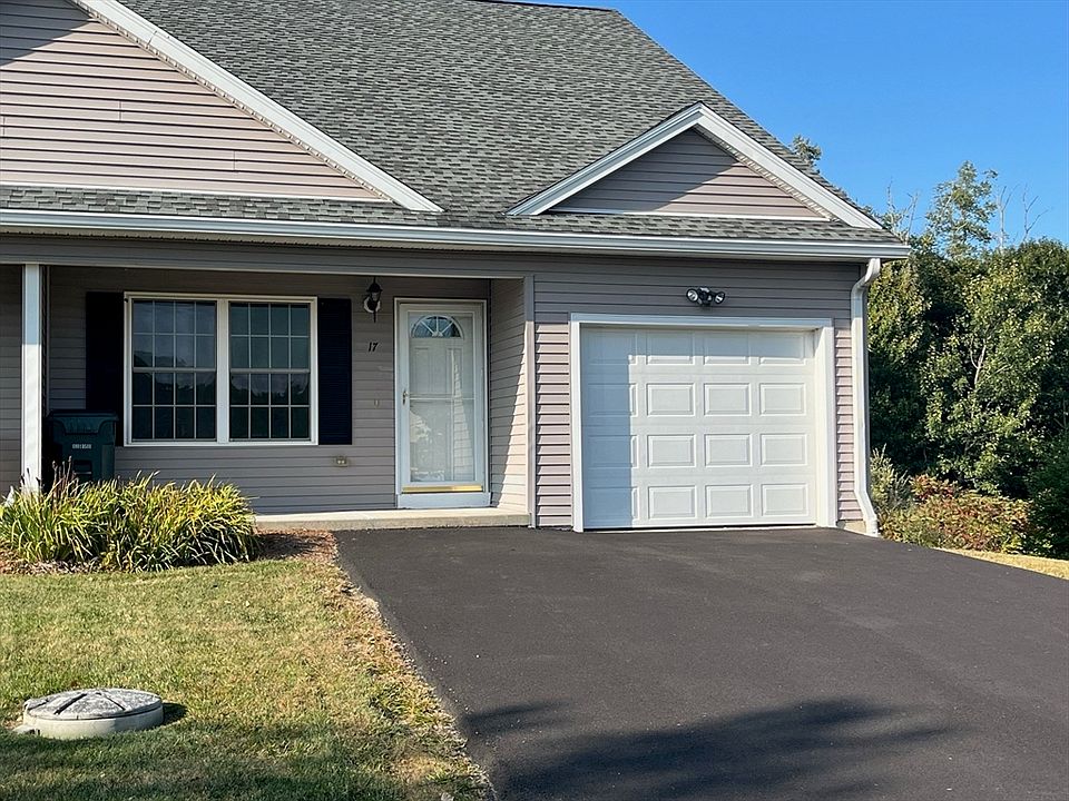1st image of 17 Daniel Dr Unit 17