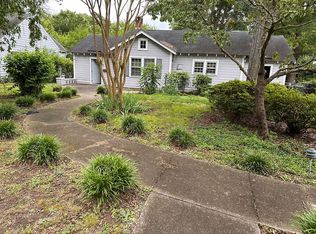 1524 W Davis St, Burlington, NC 27215