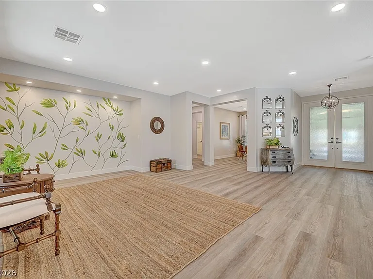 4589 Bersaglio St — Photo 15