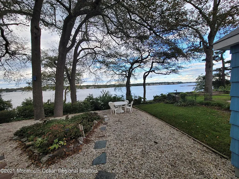 303 Clubhouse Rd — Photo 85