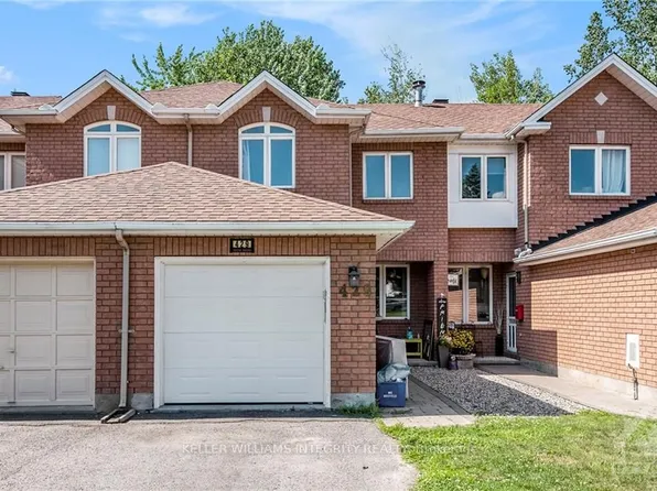 429 Wincanton Dr, Ottawa, ON K4A 3X9