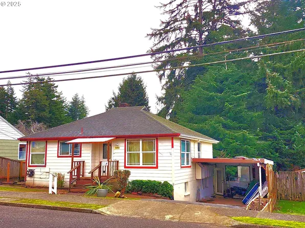 1453 Juniper Ave, Coos Bay, OR 97420