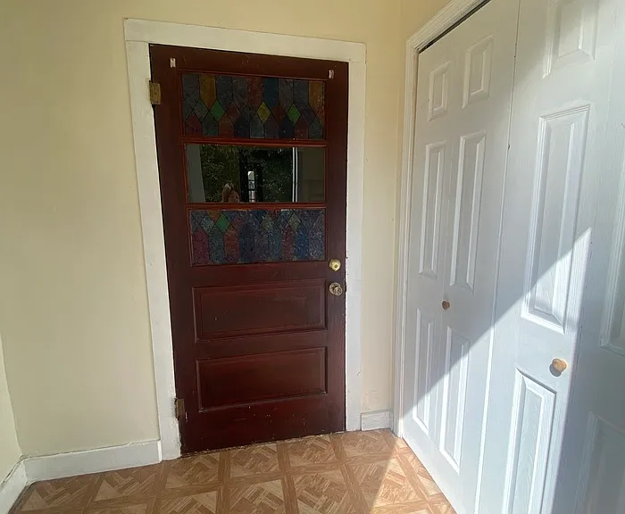 405 Budd St #4 — Photo 2