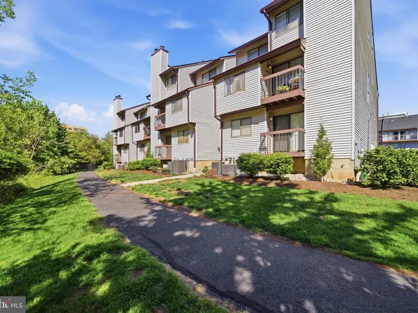 3408 Richmond Ct, Hillsborough, NJ 08844