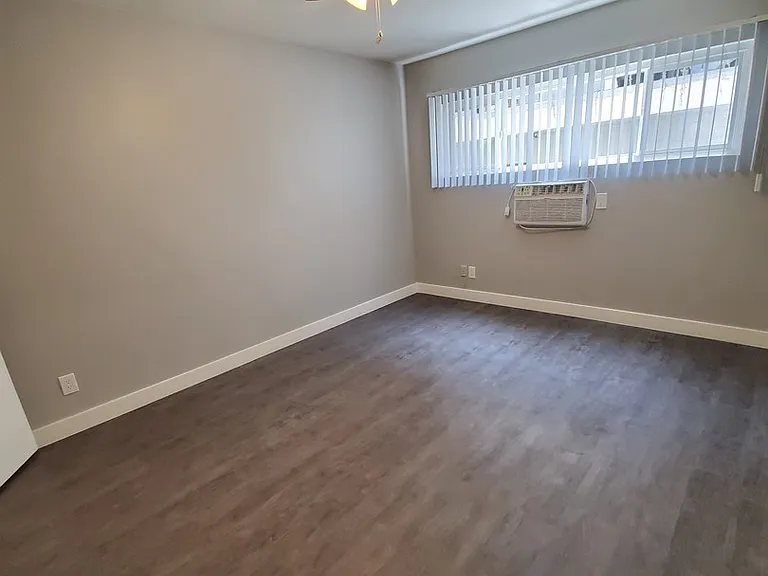 1224 N Formosa Ave #1 — Photo 14