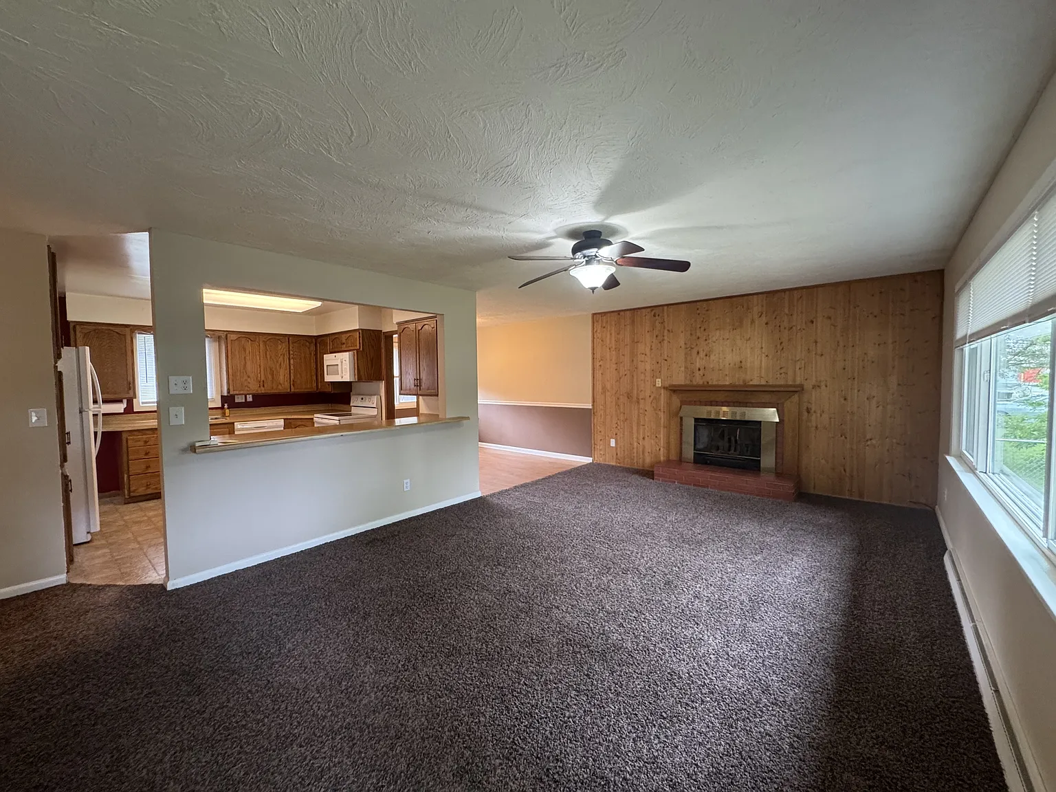 1436 Avenue D - 1 — Photo 4