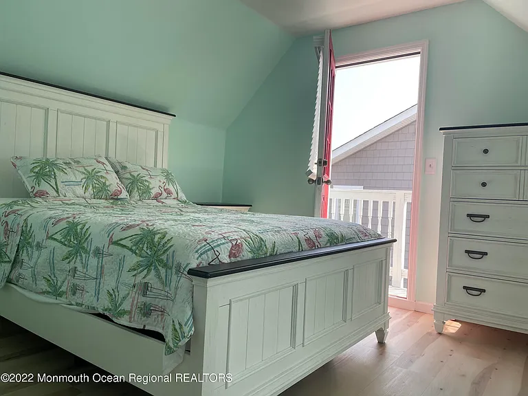 68 E Pacific Way — Photo 11
