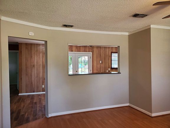 5th image of 3123 Bragg St