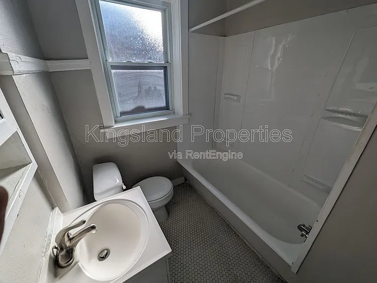 5026 Chippewa St #A — Photo 7