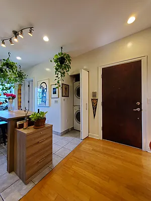 Rented by Compass | media 28