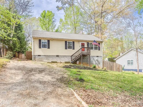 6330 Oak Dr, Quinton, VA 23141