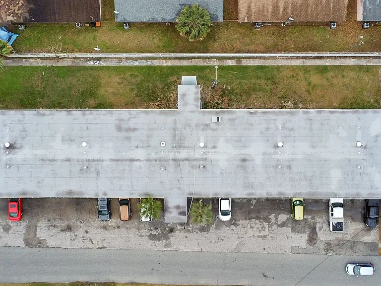 815 Washington St — Photo 48
