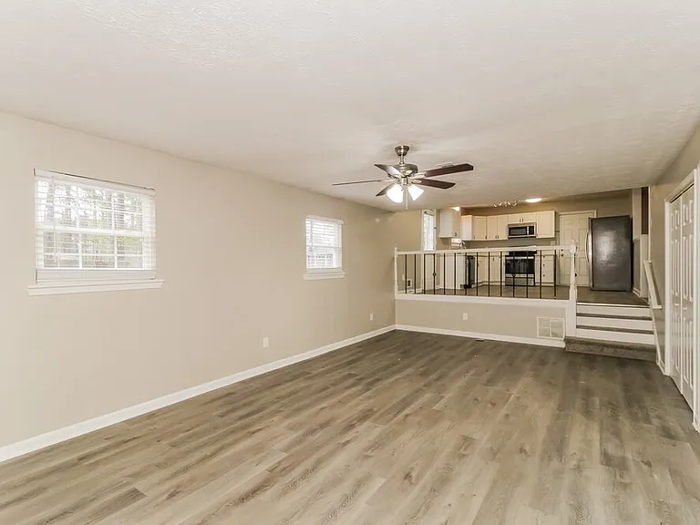 6492 Meadow Lark Dr — Photo 8