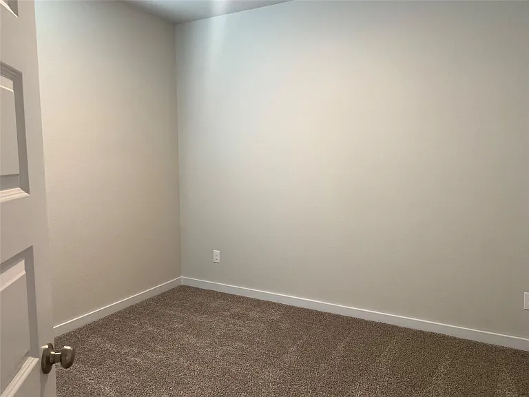 2913 Sage Ranch Dr — Photo 25