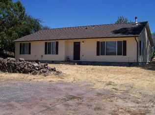 402 SW Parrish Ln, Powell Butte, OR 97753