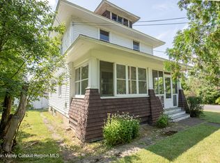 15 Wildey Rd, Red Hook, NY 12507