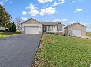 191 Red Barn Way, Cave City, KY 42127