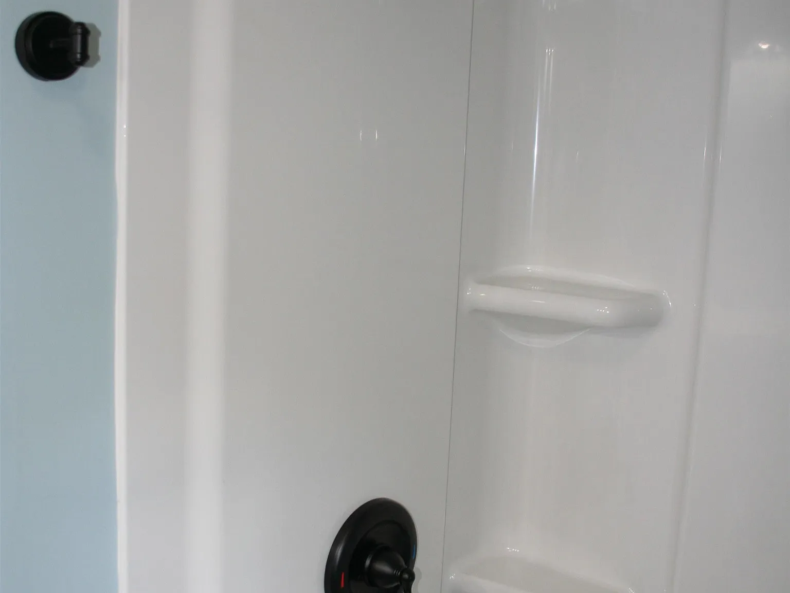 2 bed, 1.0 bath, 740 sqft, $2,000 — Photo 3