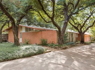 3960 Cobblestone Dr, Dallas, TX 75229