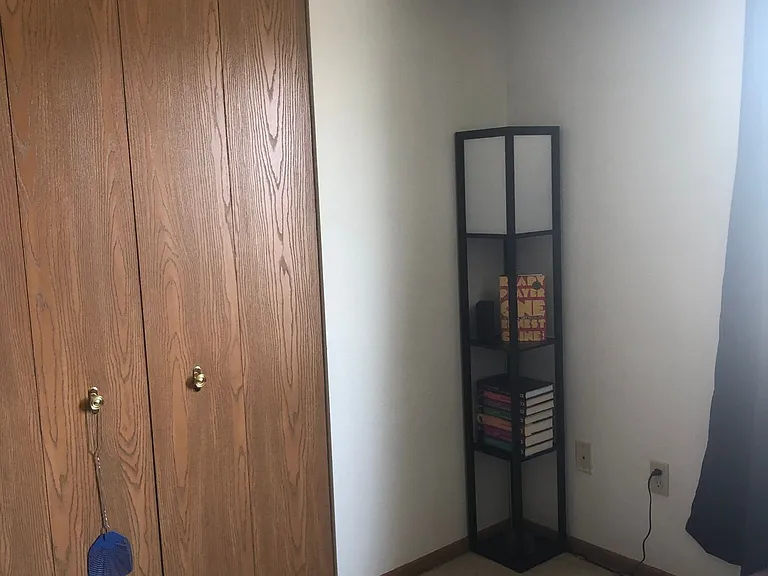 321 S Mountin Dr #1 — Photo 3
