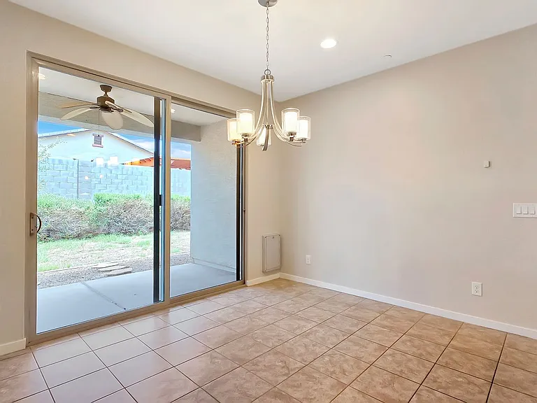 21398 W Holly St — Photo 11