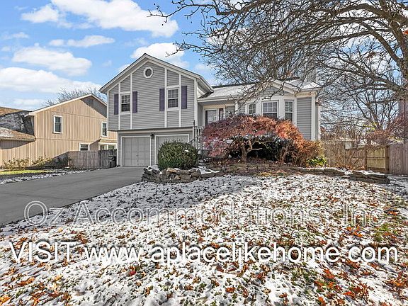 2nd image of 1225 E Butterfield Pl